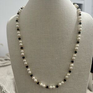 Glass Pearl & Black Faceted Beaded Necklace — Classic Gold Tone Vintage 28”
